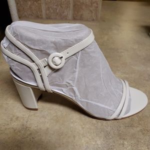 Piper Open Toe Sandals-Chic Cream Patent